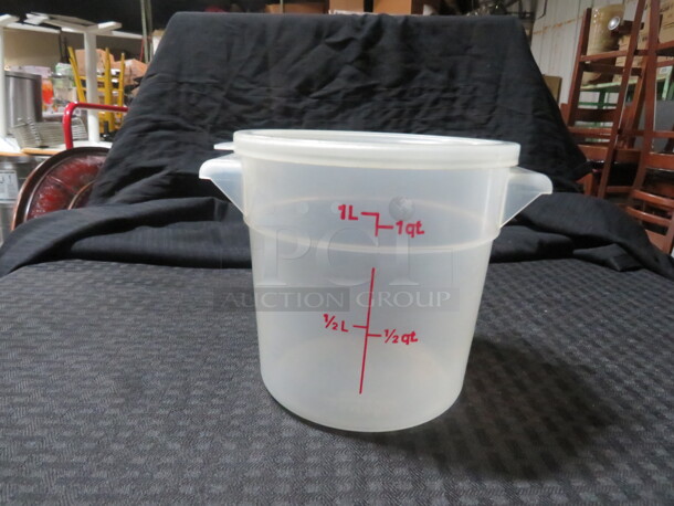 One 1 Quart Food Storage Container With Lid.  - Image 1 of 1