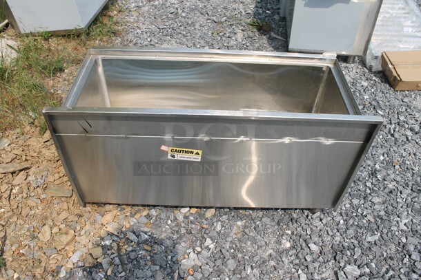 BRAND NEW SCRATCH AND DENT! Regency 600IB1836 Commercial Stainless Steel Underbar Ice Bin.  - Image 5 of 6