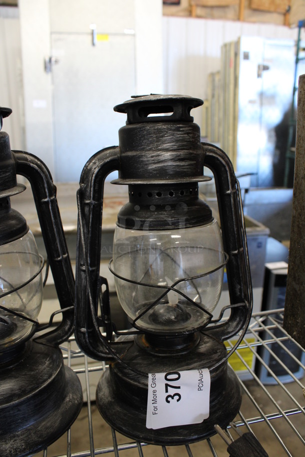 2 Metal Lanterns. 7x6x12. 2 Times Your Bid! - Image 3 of 3