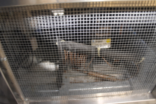 2015 Leader HBK36 S/C Commercial Stainless Steel Refrigerated High Bakery Display Case With Polycoated Racks. 115V, 1 Phase. Tested and Working! - Image 5 of 8
