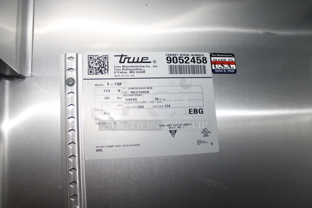 2017 True T-19F Stainless Steel Commercial Single Door Reach In Freezer w/ Poly Coated Racks. 115 Volts, 1 Phase. Tested and Powers On But Does Not Get Cold - Image 4 of 5