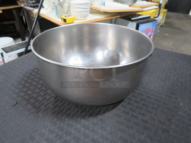 One 8 Inch Stainless Steel Mixing Bowl. - Image 1 of 1