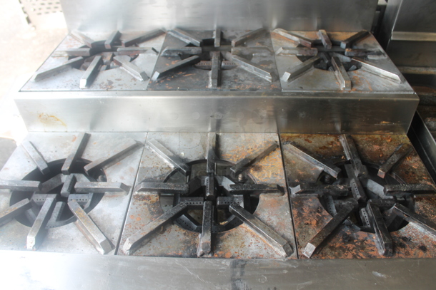 Stainless Steel Commercial Natural Gas Powered 2 Tier 6 Burner Range w/ Oven, Salamander Cheese Melter and Back Splash. - Image 3 of 6