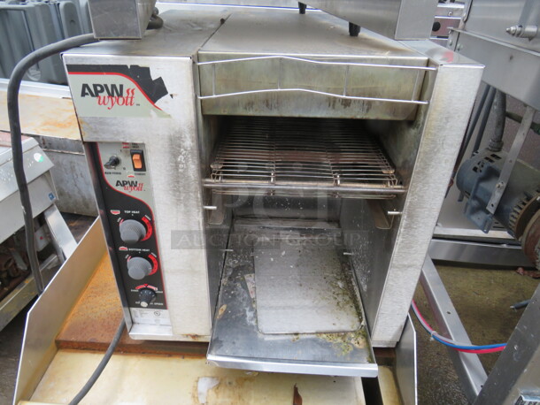 One APW WYOTT Toaster. Model# BF15. 208 Volt. 1 Phase. 18X20X19 - Image 1 of 1