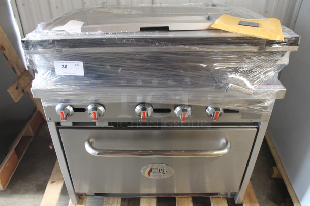 BRAND NEW SCRATCH AND DENT! Cooking Performance Group 351S36G24L Stainless Steel Commercial Propane Gas Powered 2 Burner Range with 24" Griddle, Oven, Over Shelf and Back Splash. 130,000 BTU. - Image 2 of 11