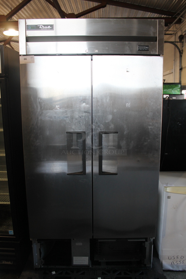 2017 True T-35-HC Stainless Steel Commercial 2 Door Reach In Cooler w/ Poly Coated Racks. 115 Volts, 1 Phase. Tested and Working! - Image 1 of 4
