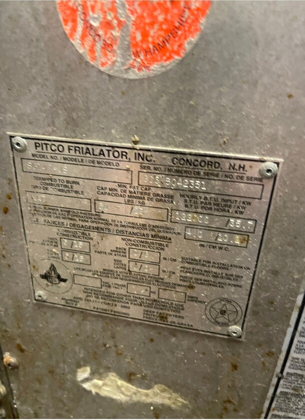 Working! Pitco SG14-S Natural Gas 40-50 lb. Stainless Steel Commercial Floor Fryer - 110,000 BTU NSF Tested and Working - Image 7 of 7
