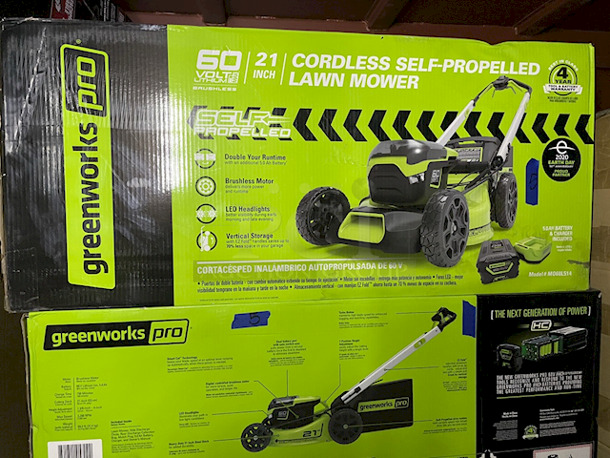 Greenworks Pro 60V 21" Cordless Self-Propelled Lawn Mower w/ 4-in-1 Mowing Capability & Dual-Port Automatic Battery Switchover. Includes Battery & Charger. 3x Your Bid
 - Image 4 of 12