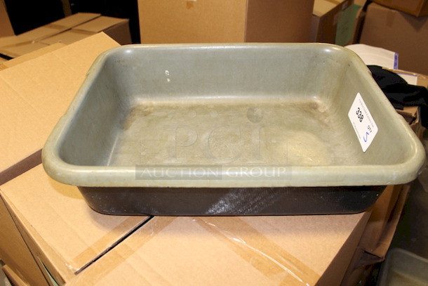 SET OF 10! UniRoyal Royalite 20" x 15" x 7" Polypropylene Bus Tub, Bus Boxes. 5x Your Bid. - Image 2 of 4
