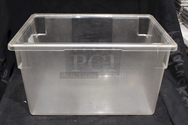 Rubbermaid FG330100CLR Clear Polycarbonate Food Storage Box - 26" x 18" x 15" - Image 1 of 5