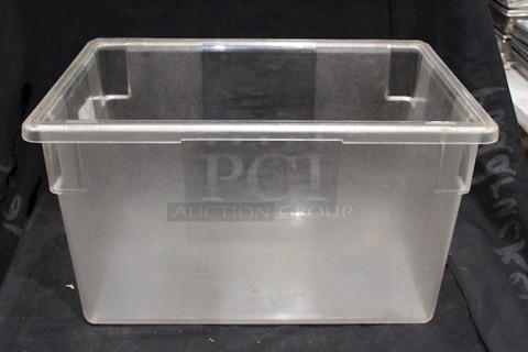 Rubbermaid FG330100CLR Clear Polycarbonate Food Storage Box - 26" x 18" x 15"