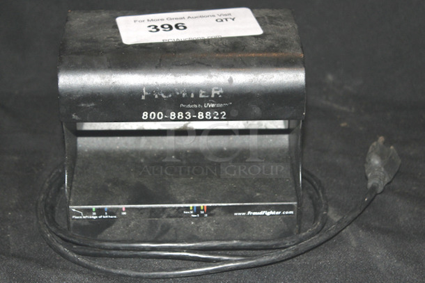 Uveritech HD4X2-120A Fraud Fighter UV-16.
120v/60hz
6-3/4x3-3/4x6 - Image 1 of 3