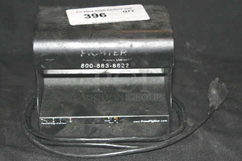 Uveritech HD4X2-120A Fraud Fighter UV-16.
120v/60hz
6-3/4x3-3/4x6