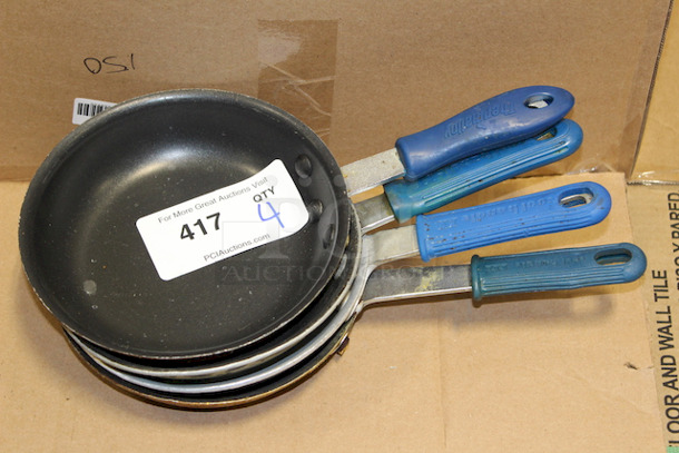 AMAZING! Vollrath 67807 7" Non-Stick Aluminum Frying Pan w/ Vented Silicone Handle. 4x Your Bid - Image 2 of 4