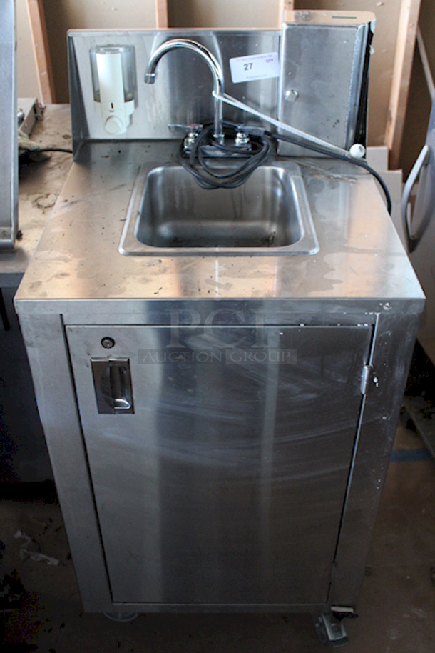 AMAZING! Crown Verity CV-PHS-4C Space Saver Single Bowl Cold Water Portable Hand Sink Cart, With Electric Pump & Hands Free Pump Saver Foot Pedal, Soap Dispenser Holder and Paper Towel Dispenser On Commercial Casters. Keys Not Included. 120v 25x24-1/4x47-3/4	 - Image 3 of 9