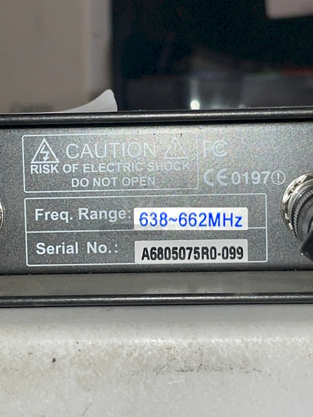 Carvin UX1000 PLL 960 Channel True Diversity Receiver - Image 7 of 7
