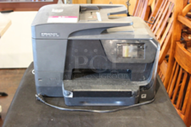 HP Pro 8710 Office Jet Printer, Copier and Scanner