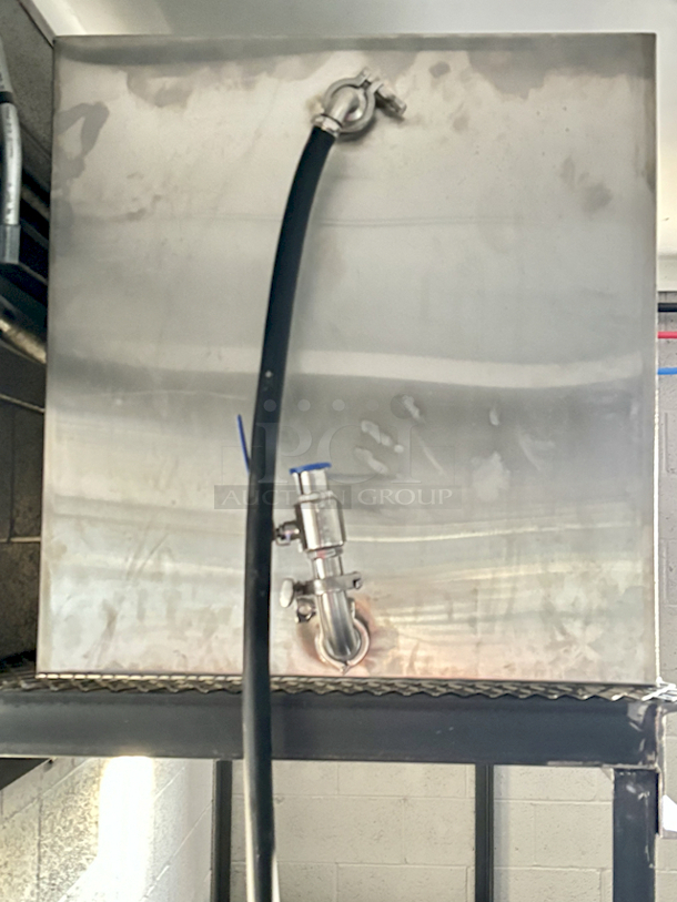 NEW/NEVER USED Stainless Steel Gravity Powered Hot Liquor Tank - 207.8 Gallons/6.7BBL Capacity. Includes 1-1/2 Tri-Clamp Fittings and Butterfly Vale - Image 5 of 5