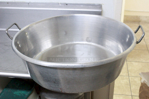 SWEET! Dura-Ware 533 40QT Pot.  - Image 1 of 3