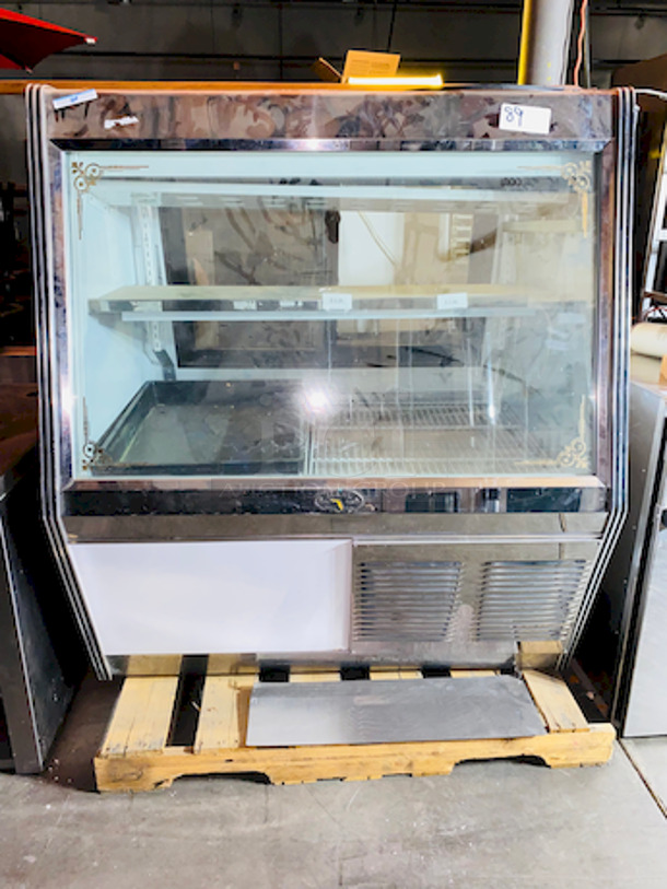 Marc Refrigeration MDL-4 S/C 48" Deli Refrigerated Double Duty Display Case with Self Contained Refrigeration.
115 volts, 1ph. 48x35x55
 - Image 1 of 6