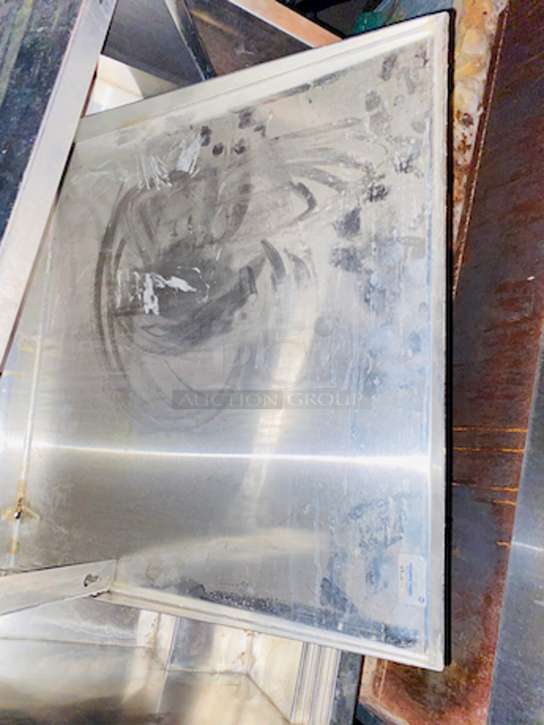 NICE! Hot-Well, Equipment Stand, Microwave Oven Shelf and Glass Drying Shelf.

3x Your Bid  - Image 3 of 3