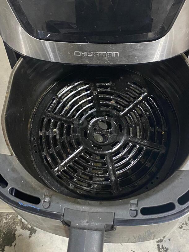 Chefman 5Qt air fryer  - Image 5 of 5
