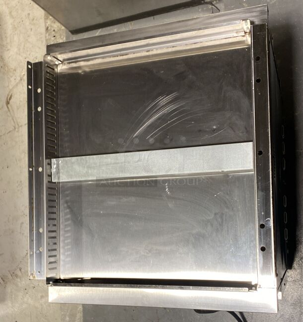 WINSTON - CAC507GR - CVAP COOK & HOLD 9CF CAPACITY HALF SIZE OVEN W/ FAN - Image 6 of 6