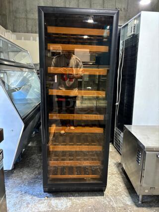 Allavino 24" Wide Vite II Tru-Vino 99 Bottle Dual Zone Black Right Hinge Wine Refrigerator