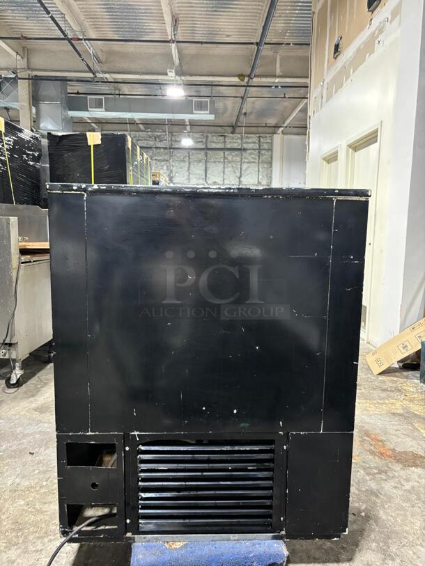 Master-Bilt HOAM36 36" Horizontal Open Air Merchandiser

 - Image 2 of 4