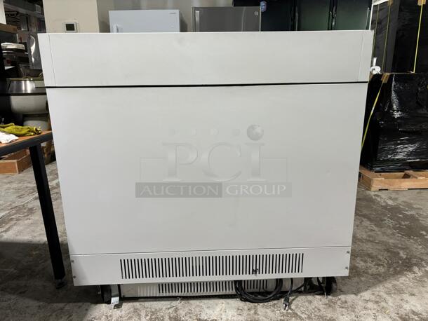 BRAND NEW!! Turbo Air TMKC-49S Milk Cooler w/ Dual-Side Access - (768) Half Pint Carton Capacity, 115v
 - Image 4 of 9
