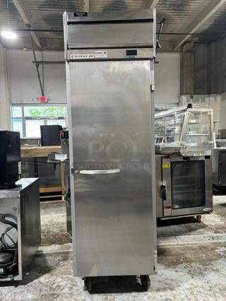 Beverage-Air HF1HC-1S Horizon Series 26" Solid Door Reach-In Freezer

