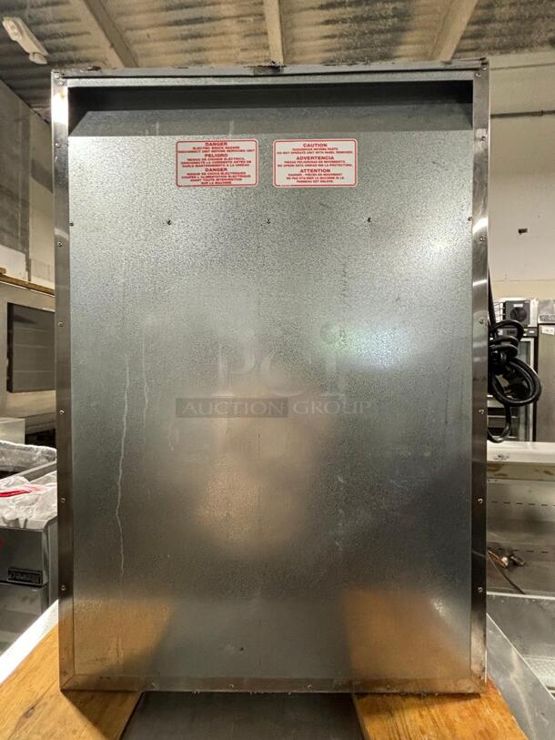 Silver King Lettuce Crisper/Dispenser
 - Image 2 of 4