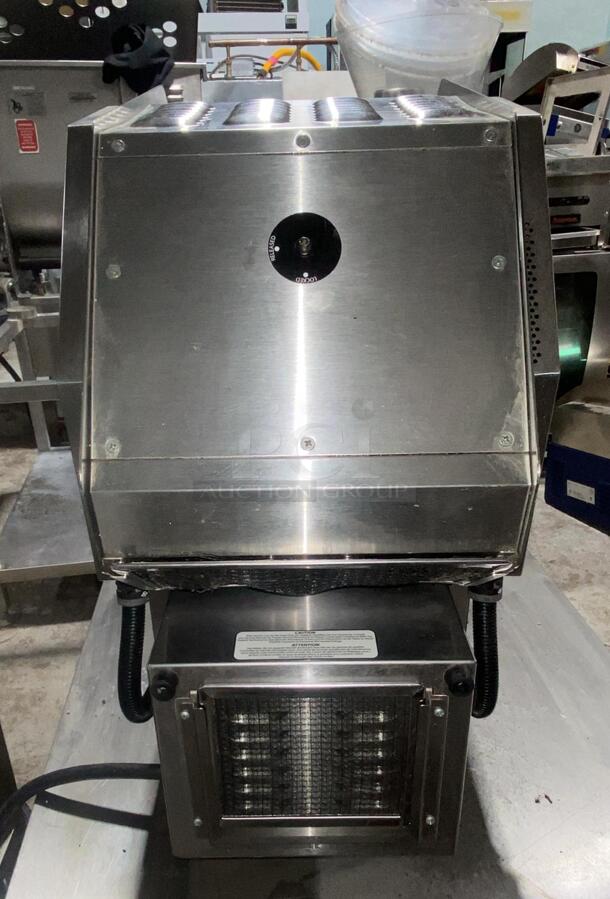 Nemco 6900-208-GG Single Commercial Panini Press w/ Aluminum Grooved Plates, 208v/1ph
 - Image 5 of 6