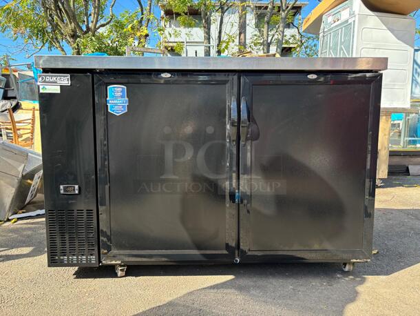 BRAND NEW SCRATCH & DENT Dukers DKB60-M2 61″
 - Image 8 of 8