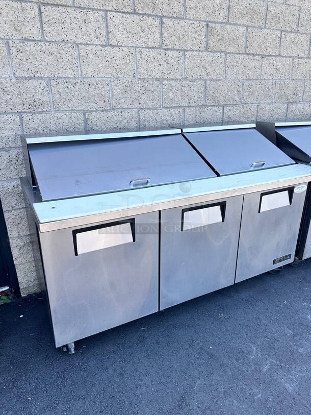Late Model True TSSU-72 72inch Mega Top Sandwich/Salad Prep Table w/ Refrigerated Base, 115v Working - Image 1 of 5