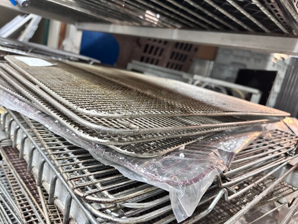 Commercial Cooling Racks NSF 24x17 - Image 3 of 4