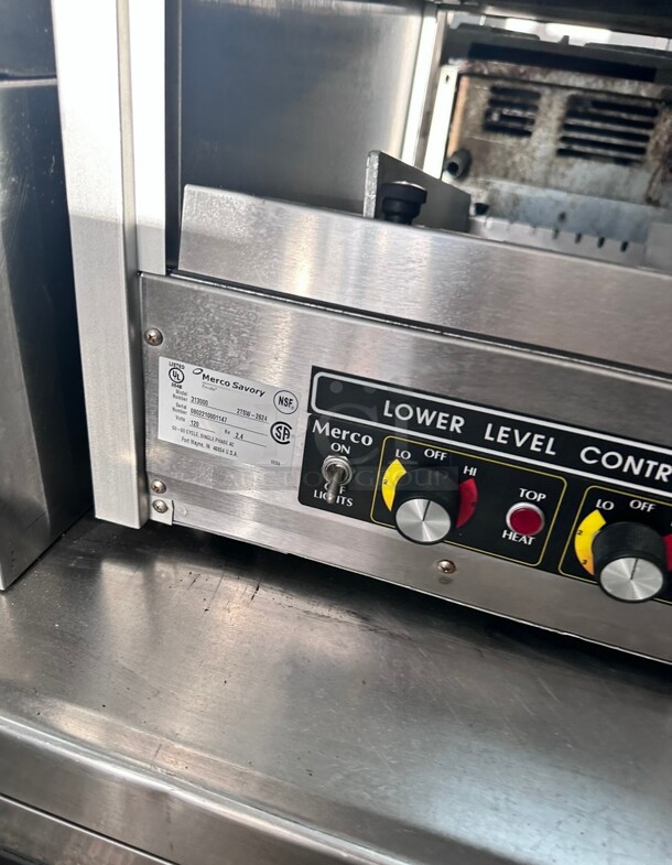 Late Model Merco 2TSW-2624 26 inch Commercial Countertop Warmer Merchandiser Display Case 120V Working  - Image 5 of 5