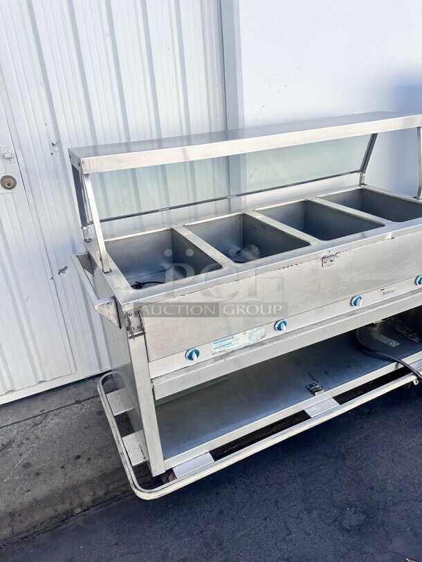 Excellent Condition Duke E304SW Electric 4 Compartment Hot Food Table With Sneeze Guard 220 Volt Tested and Working - Image 7 of 8