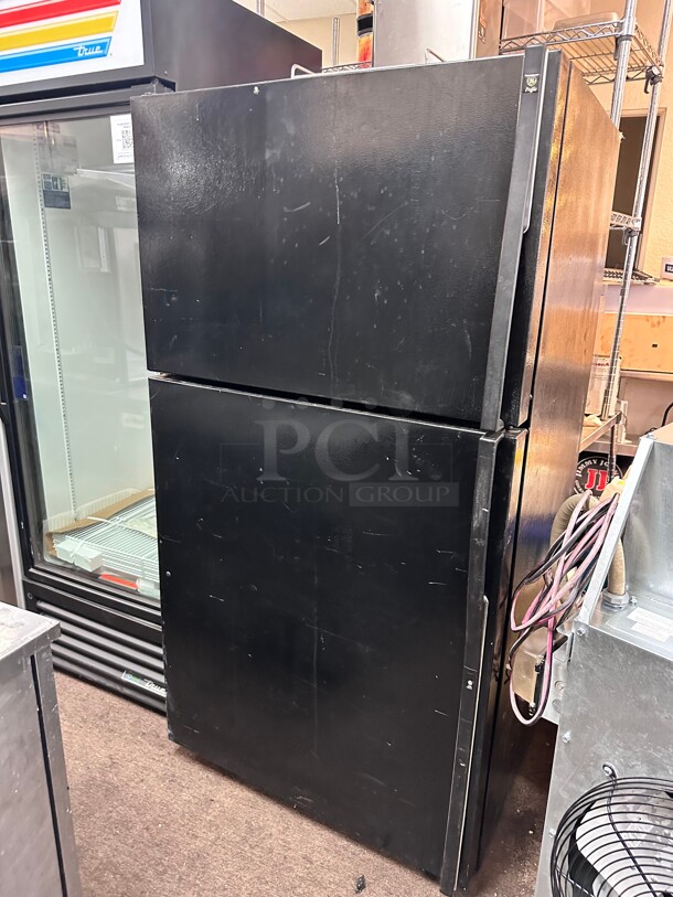 LG Profile Domestics Refrigerator and Freezer 115 Volt Working - Image 1 of 6