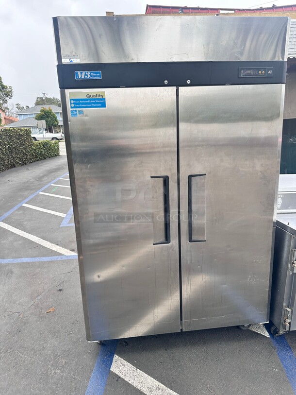 Late Model Turbo Air M3R47-2 M3 Series 52 inch Solid Door Stainless Steel Reach-In Refrigerator 115 Volt Working - Image 2 of 9