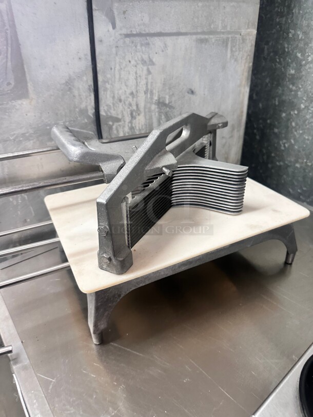 Excellent Condition Lincoln 0643N Tomato Slicer 3/16 - Image 4 of 11