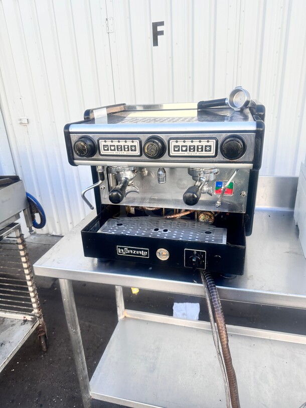 La Spaziale S2 EK Spazio 2 Group Volumetric Espresso Machine 115 Volt 2300 Watt  Working - Image 2 of 10