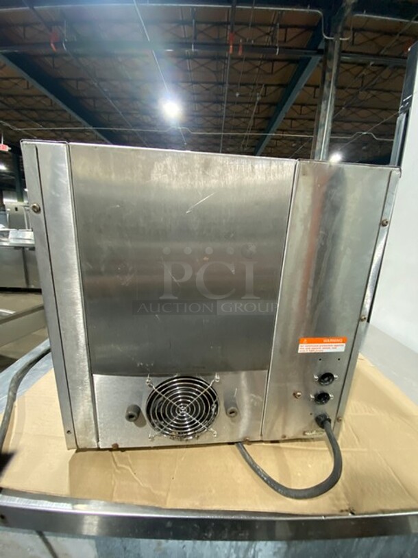 APW Wyott Commercial Countertop Conveyor Toaster Oven! All Stainless Steel! Model: BT15 SN: 9905D07368 208V 60HZ 1 Phase - Image 3 of 10
