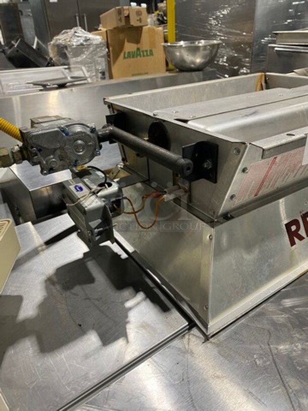 Reznor Indoor Use Unvented Infrared Radiant Heater! Model: RIHN30 SN: K1601219 - Image 3 of 9