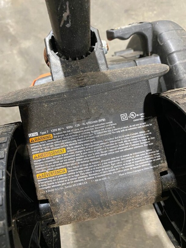 Black & Decker Electric Powered Lawn Edger! - Image 7 of 8