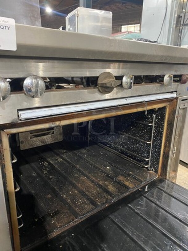 Wolf Commerical Natural Gas Powered 6 Burner Stove! With Convection Oven Underneath! All Stainless Steel! On Casters! - Image 6 of 11