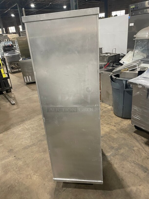WOW! 40 Pan End Load Enclosed Bun/Sheet Pan Rack! On Commercial Casters! - Image 3 of 7