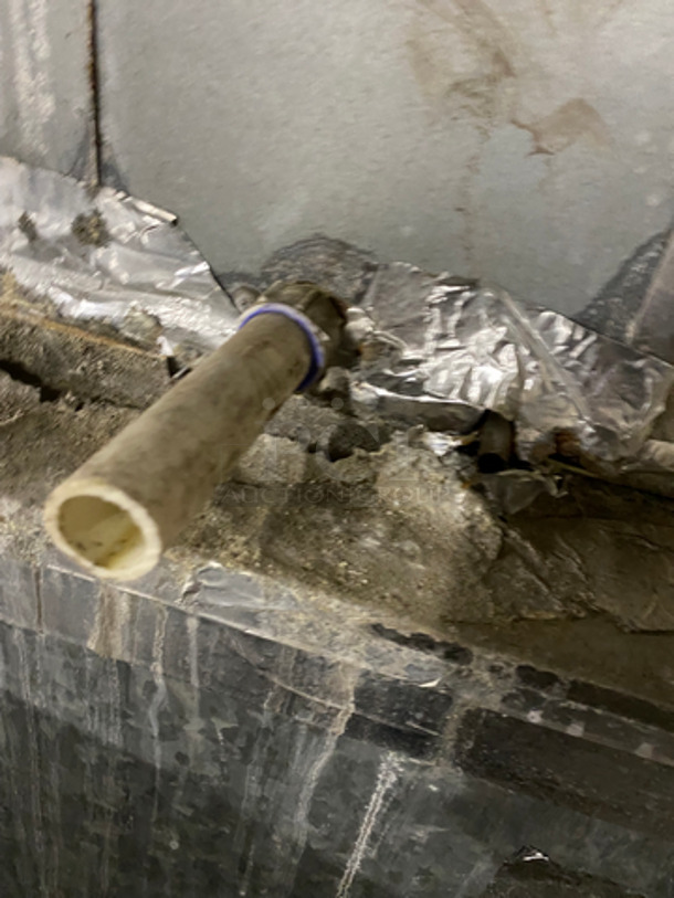 Hoshizaki Commercial Ice Maker Machine! On Commercial Ice Bin! All Stainless Steel! NOT TESTED!  Model: KM901MAH SN: A03755E 208/230V 60HZ 1 Phase - Image 8 of 8