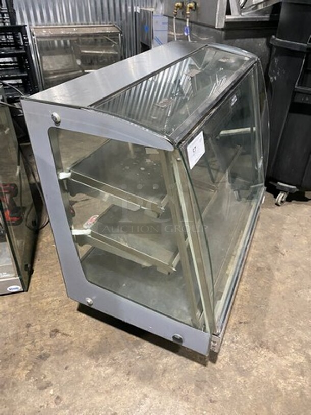 Vendo Commercial Countertop Food Warming Display Case! All Stainless Steel! Model: HFD000006 SN: 1453453 115V 60HZ 1 Phase - Image 2 of 9