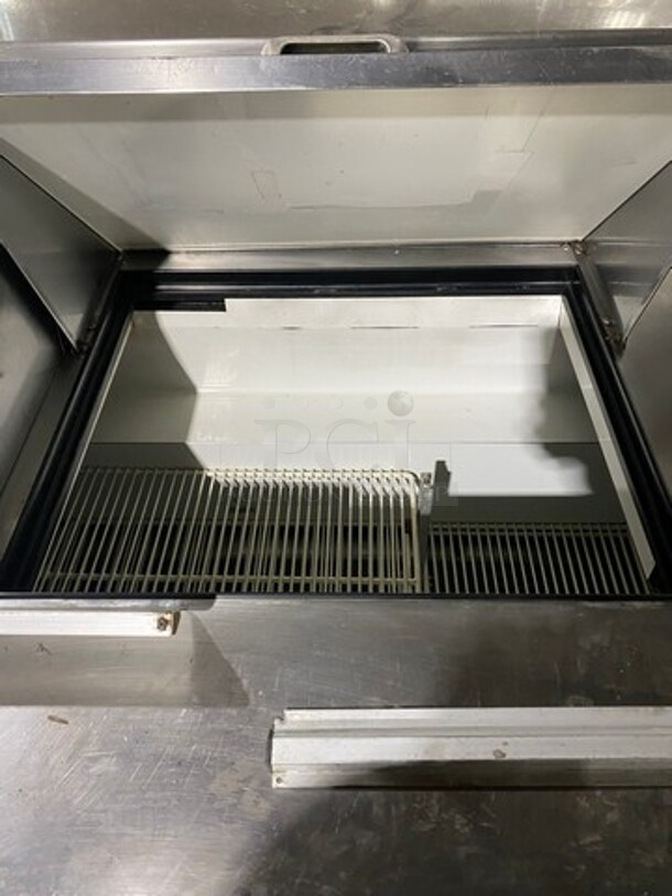 True Commercial Refrigerated Sandwich Prep Table! With Overhead Shelf! With 3 Door Storage Space Underneath! All Stainless Steel! On Casters! Model: TSSU7224MBST SN: 6626819 115V 60HZ 1 Phase - Image 5 of 11